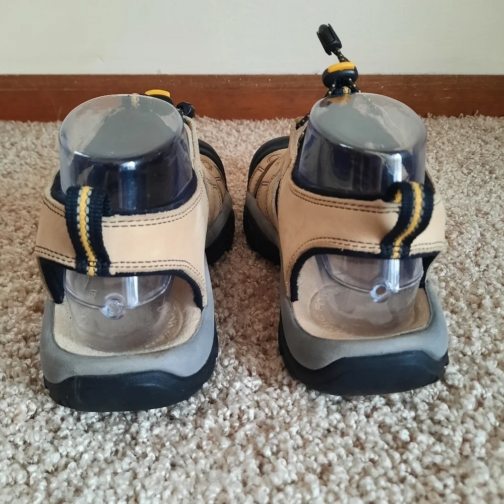 Keen Newport Leather Hiking Sandals Light Tan Pull Cord Slip On Size 7